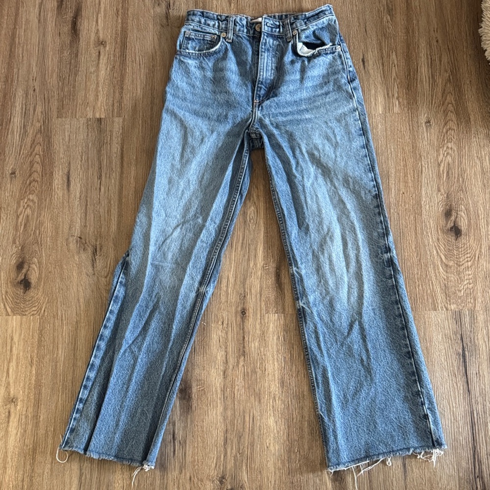 Zara Women's Classic Denim Straight Leg Jeans